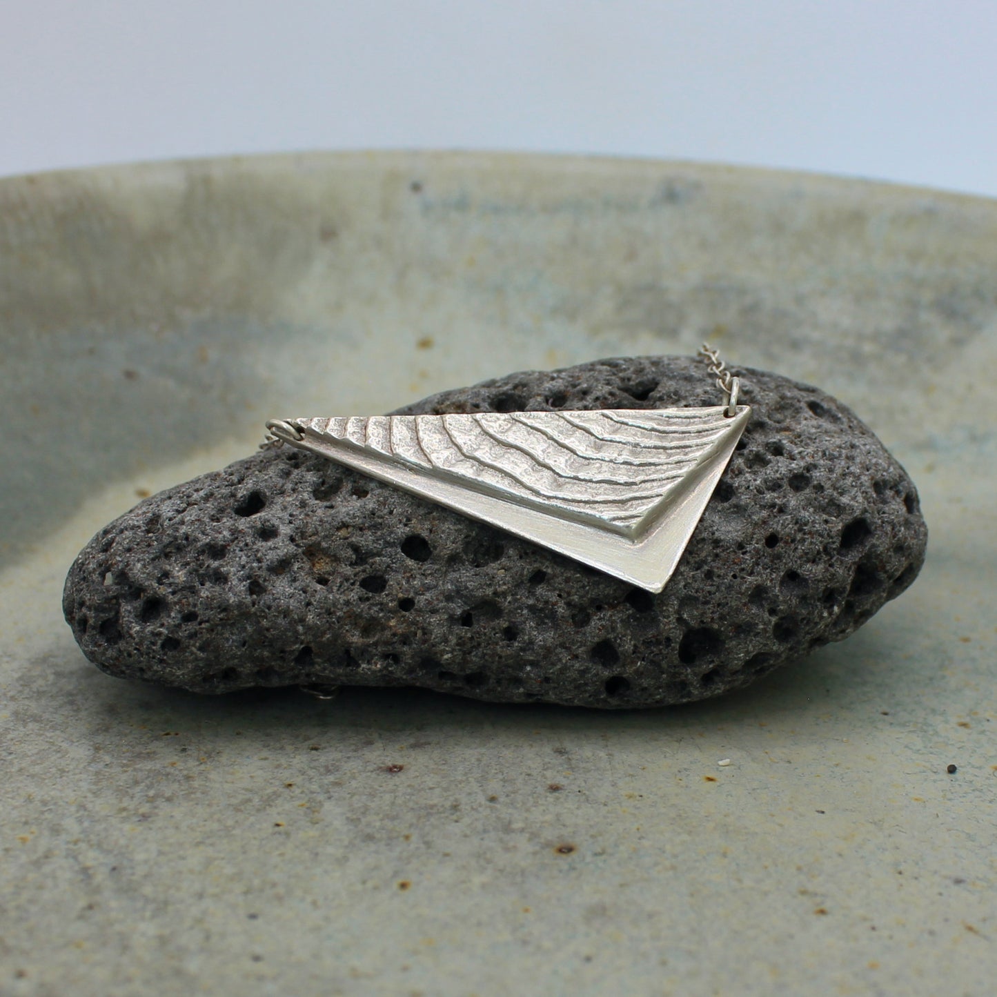 Tund Necklace | cuttlefish texture