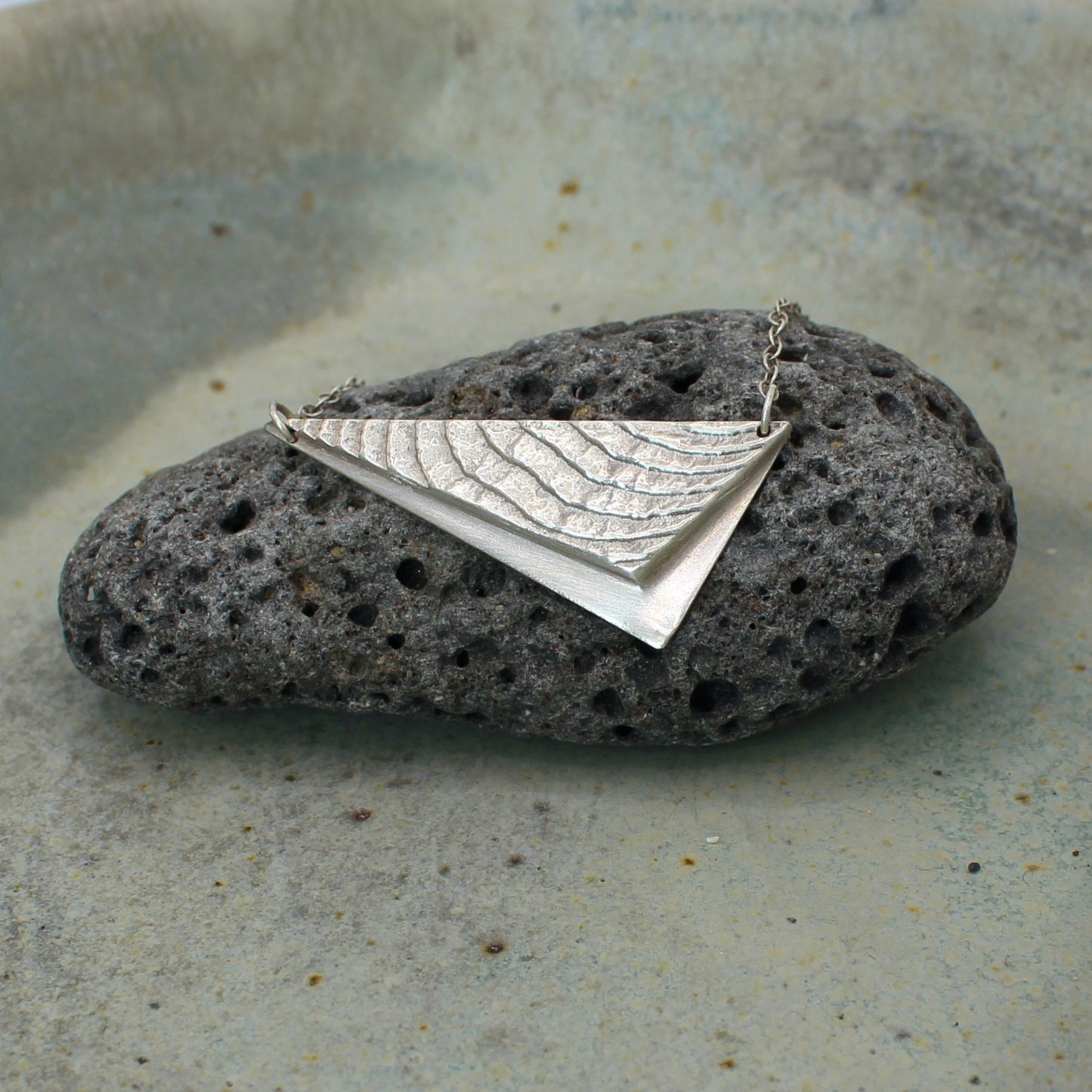 Tund Necklace | cuttlefish texture