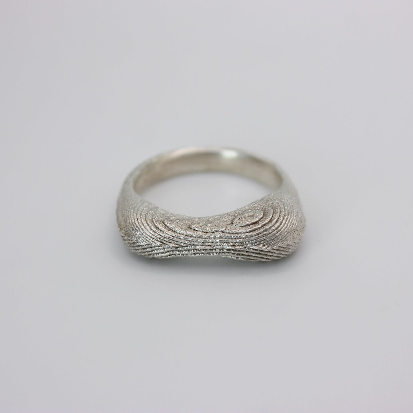 Jigéen ring | cuttlefish texture